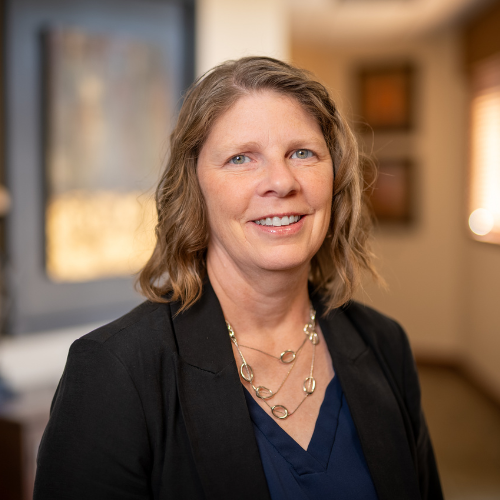 Headshot of Darlene Finzer