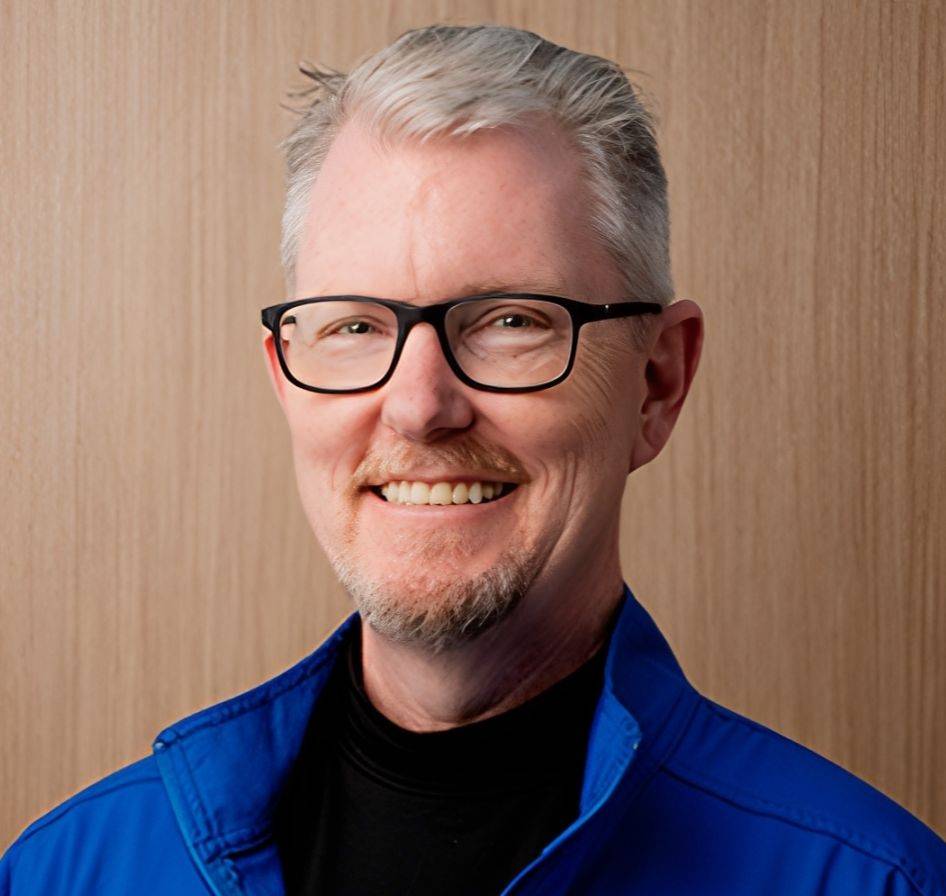 Dr. Thomas Everett