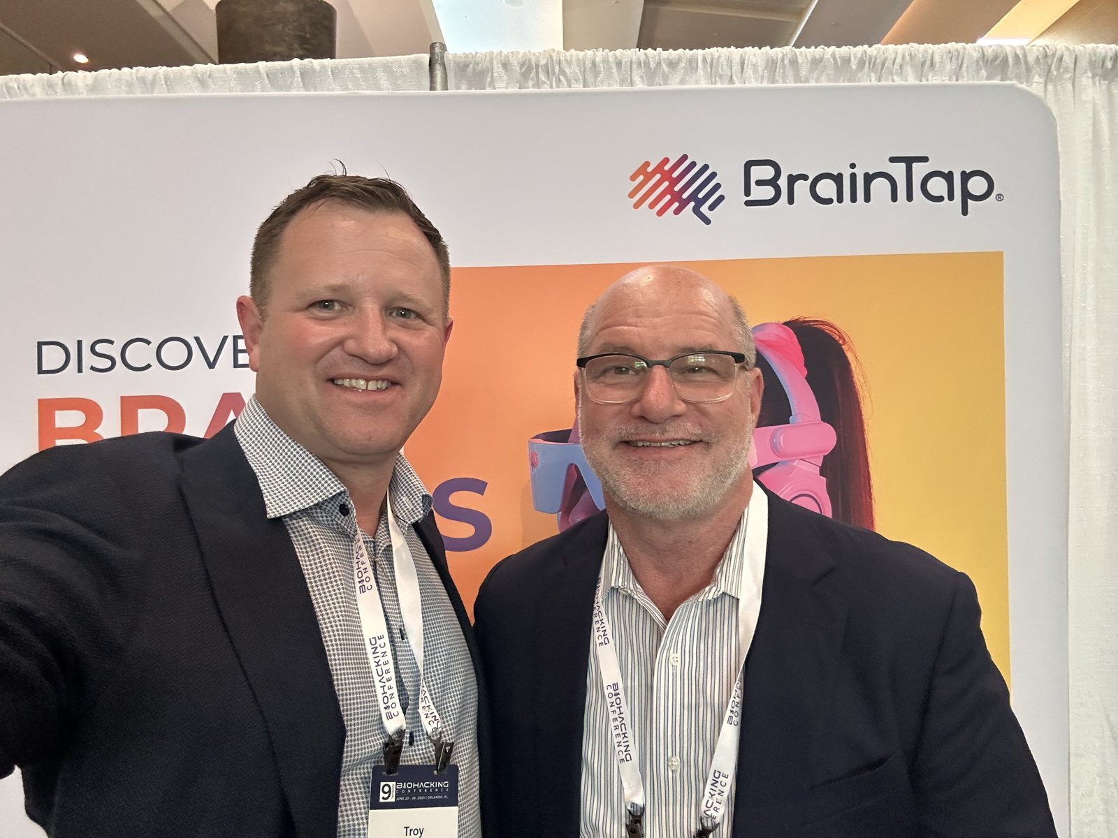 With Dr. Patrick Porter at the BrainTap booth.