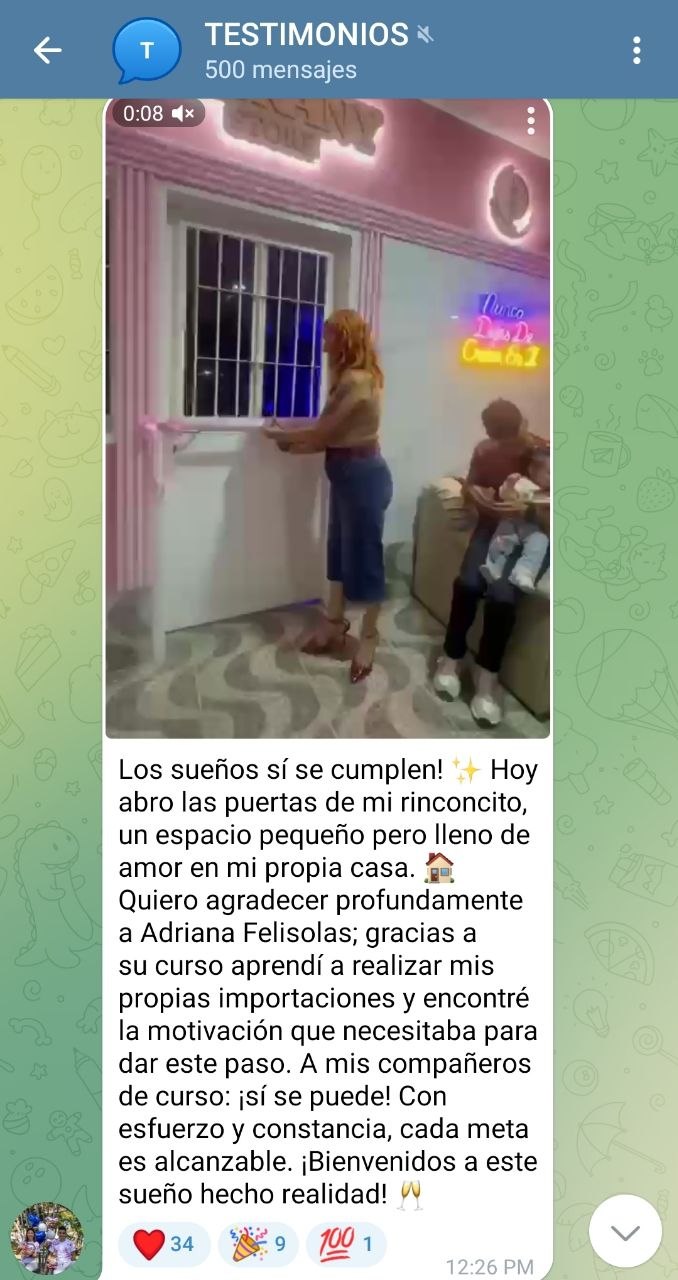 Captura del grupo: una alumna inaugura su propia tienda en casa gracias a lo que aprendió importando.