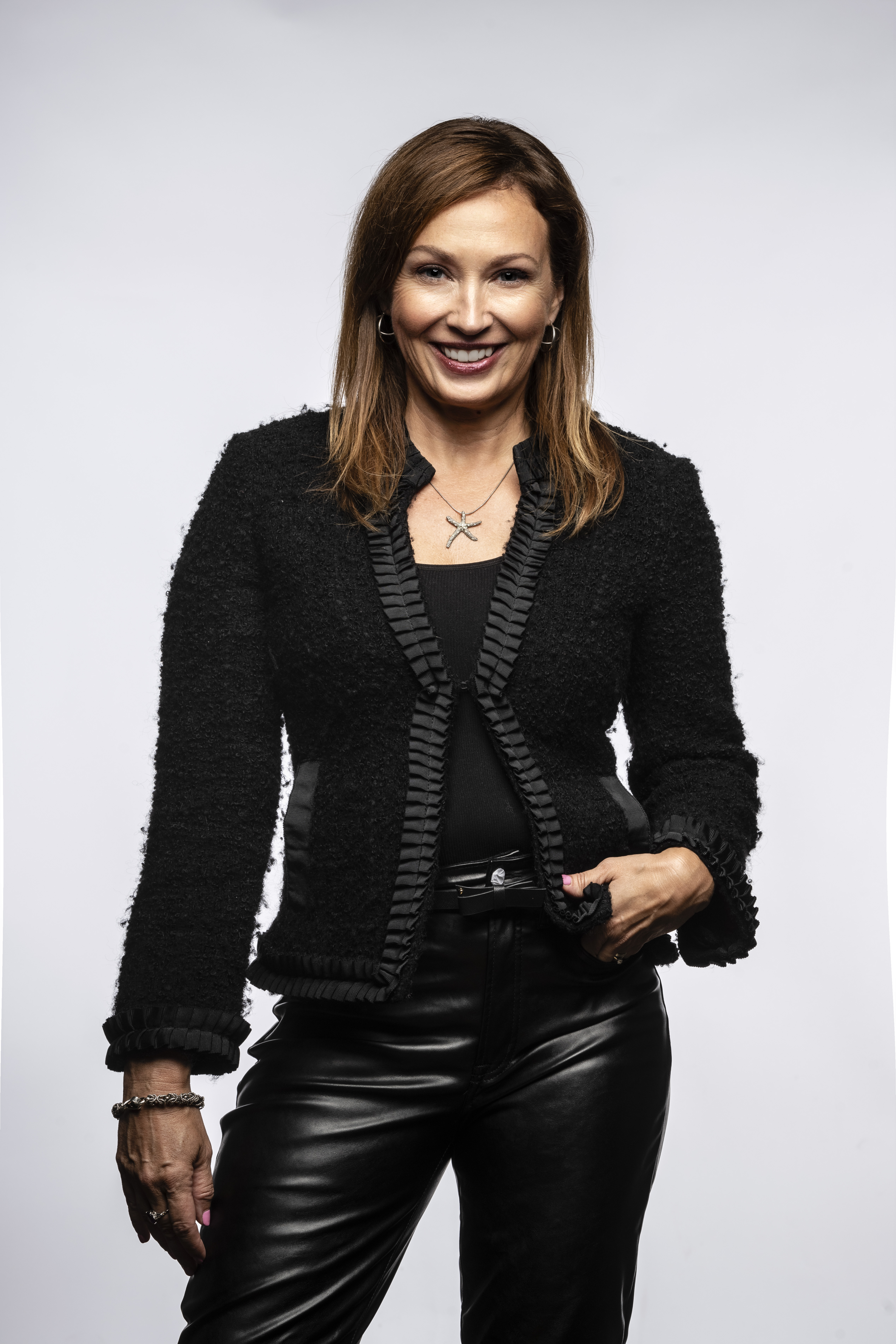 Jennifer Krueger, Sales Coach & CEO of The Curious Salesperson