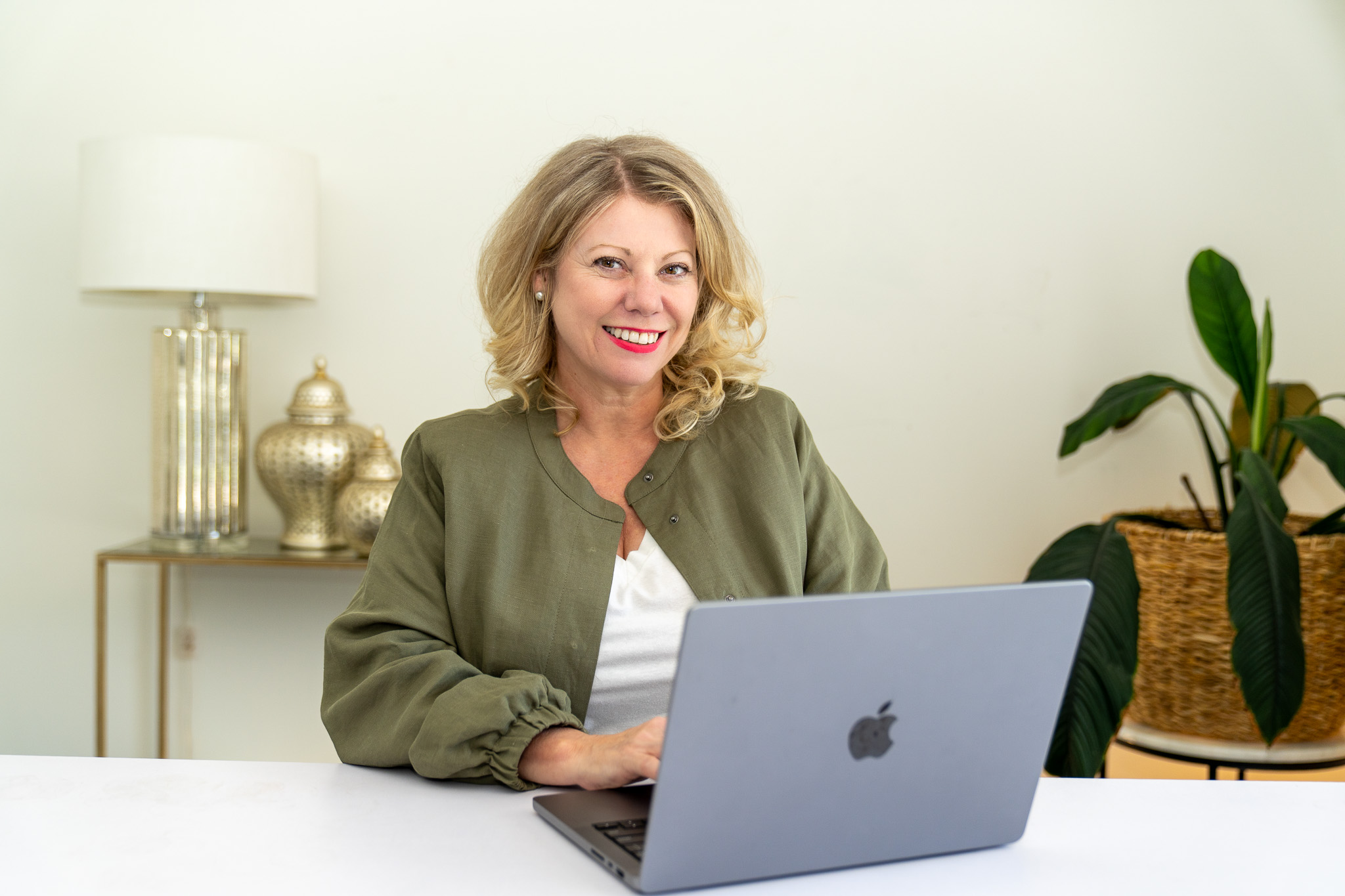 Deb Szabo