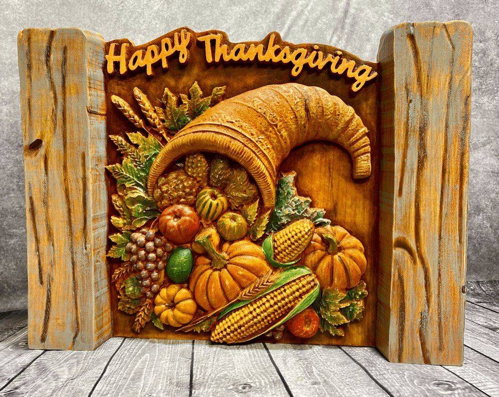 Thanksgiving cornucopia 3D carving made by Dwight Ferguson