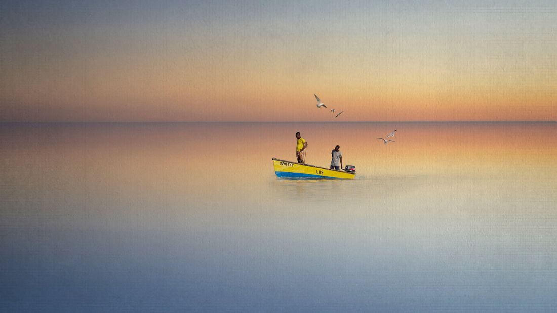 A long exposure on the shore. Week four, the expression of movement.