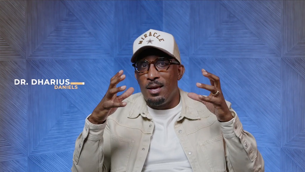 Dr. Dharius Daniels teaching