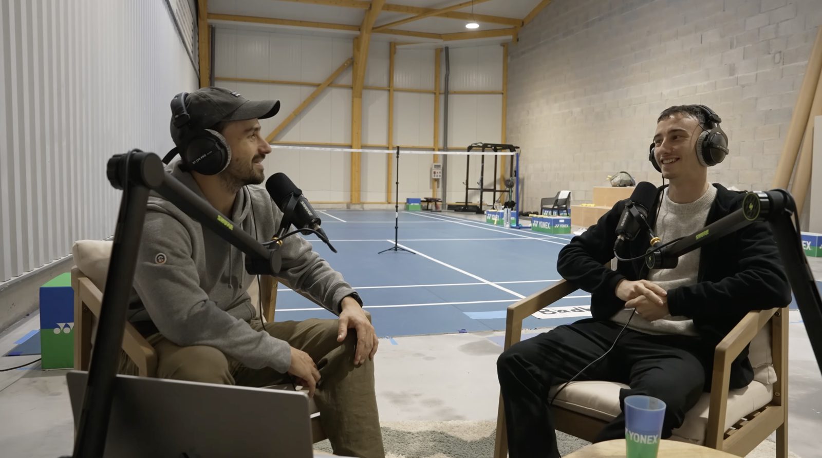 Interview podcast dans le hangar Badhack