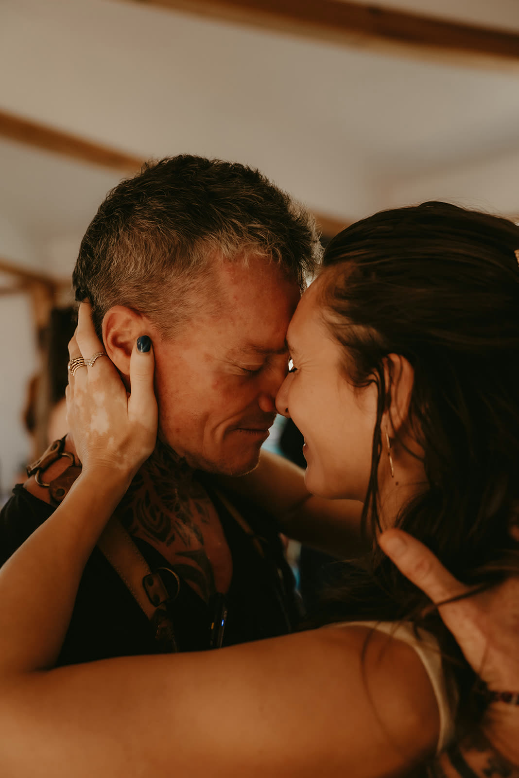 Intimate connection during the closing ritual