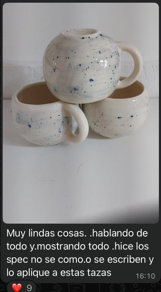 Tazas de cerámica artesanal hechas a mano por alumna - Módulo 2