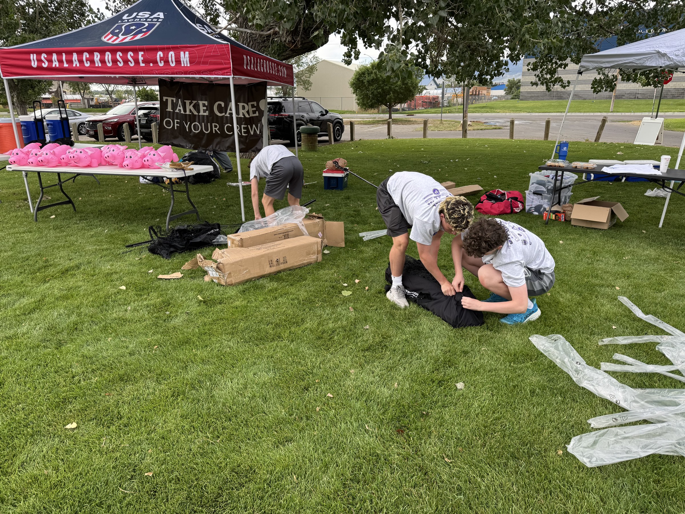 PROSPER interns helping prepare a community event