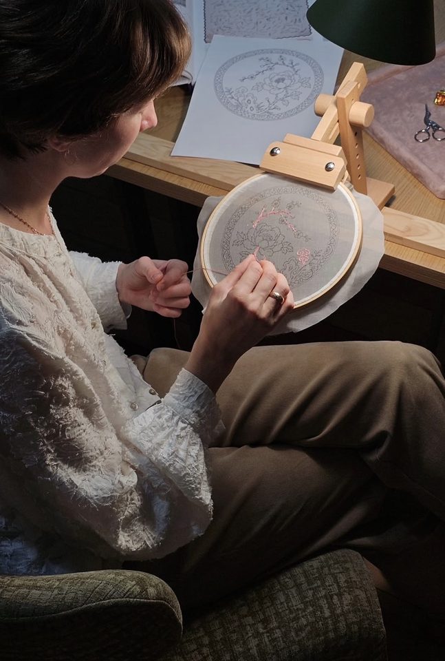 A student of the October Challenge at work