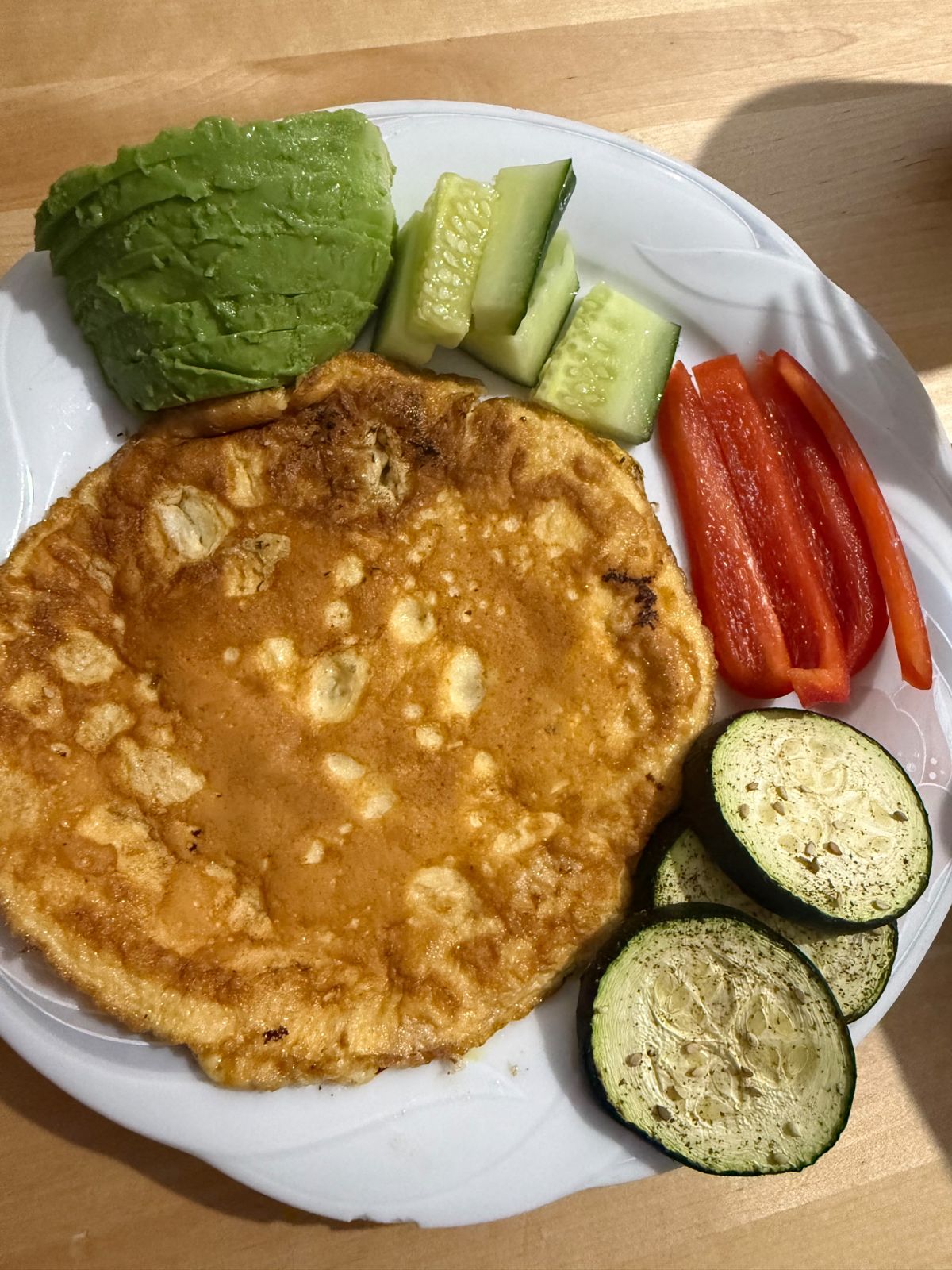 Omletă cu legume și dovlecel