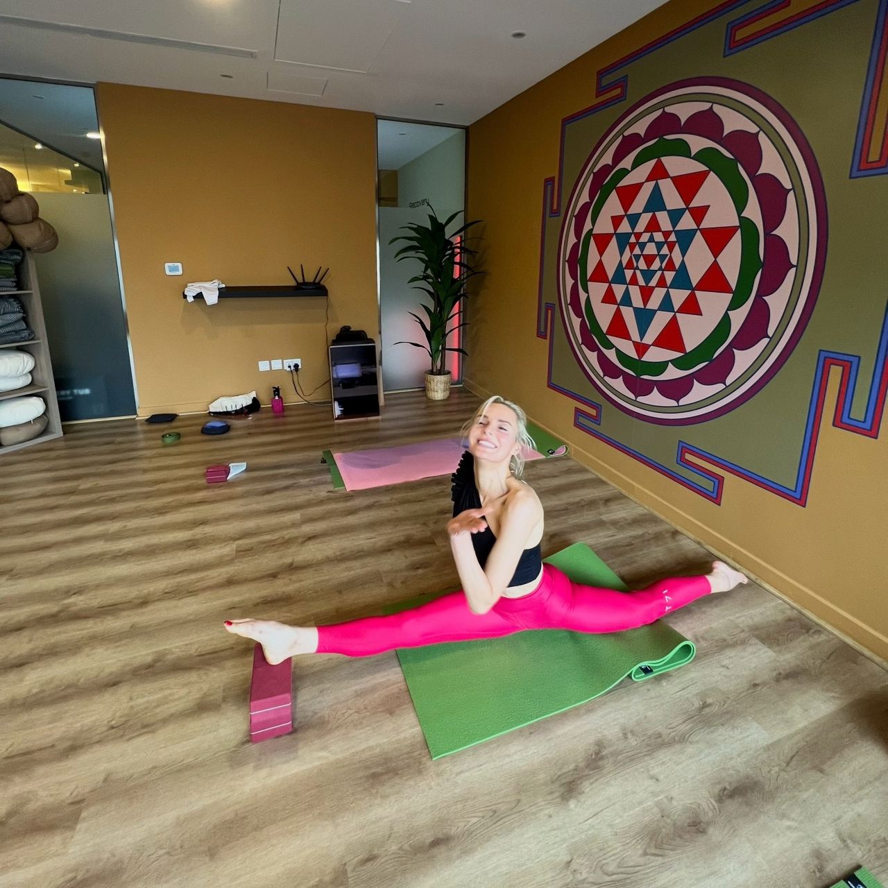 Julie V. — Yoga practitioner