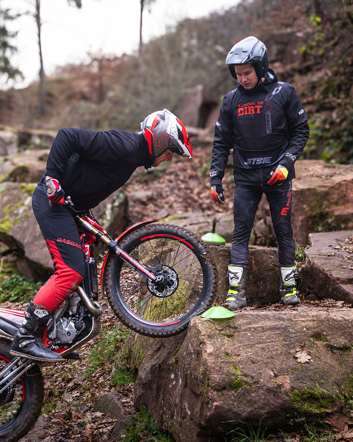 Jan coaching riders at a trials clinic
