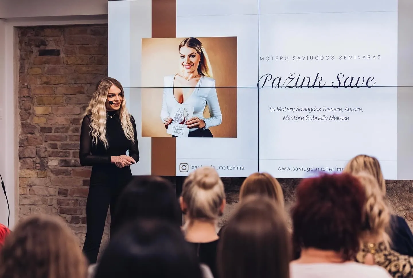 Gabriella Melrose pristato seminarą dalyvėms