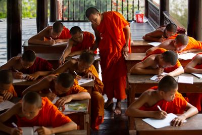 Teaching session in a group setting