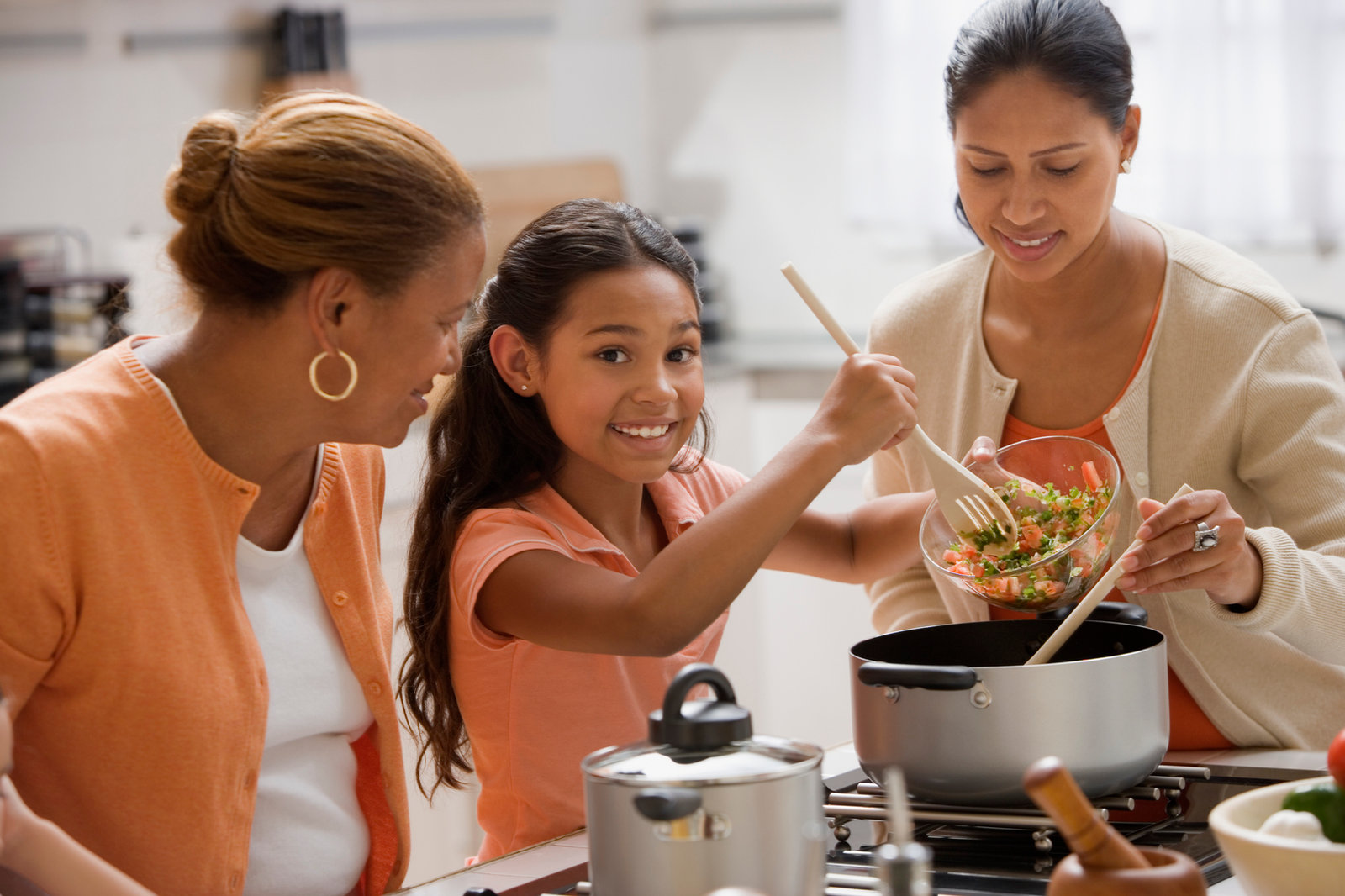 family in the kitchen intuitive eating