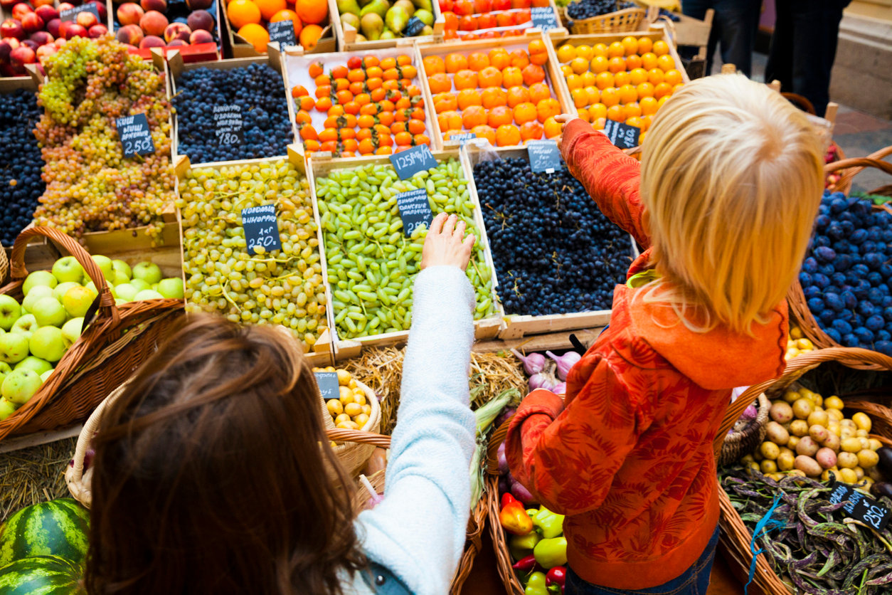 kids at outdoor food market