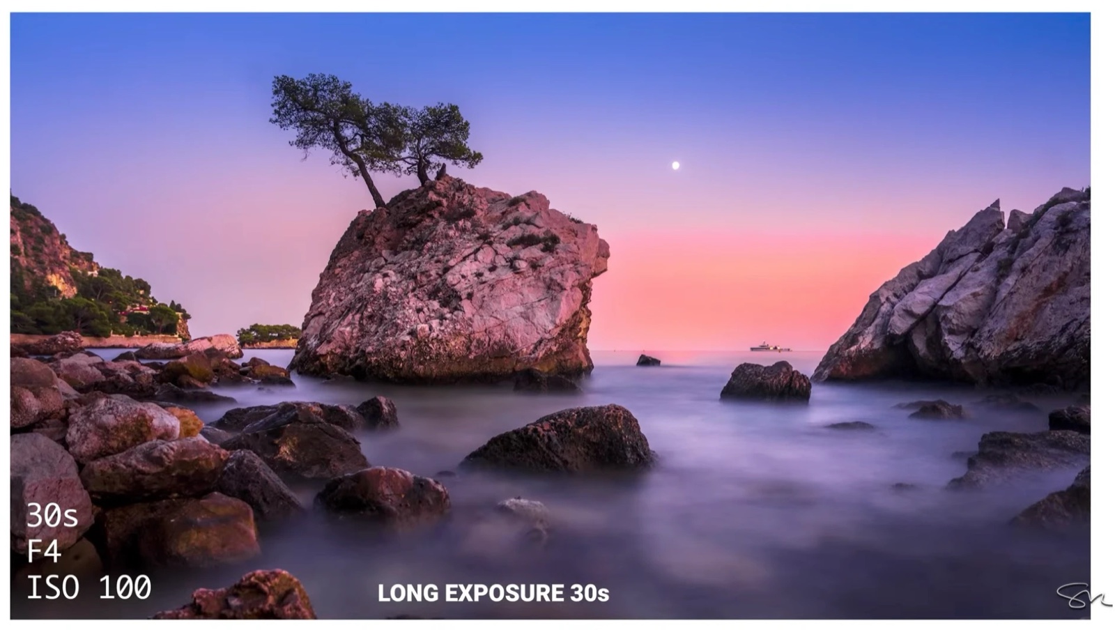A 30-second tripod exposure at Eze, one of the strongest compositions of the trip