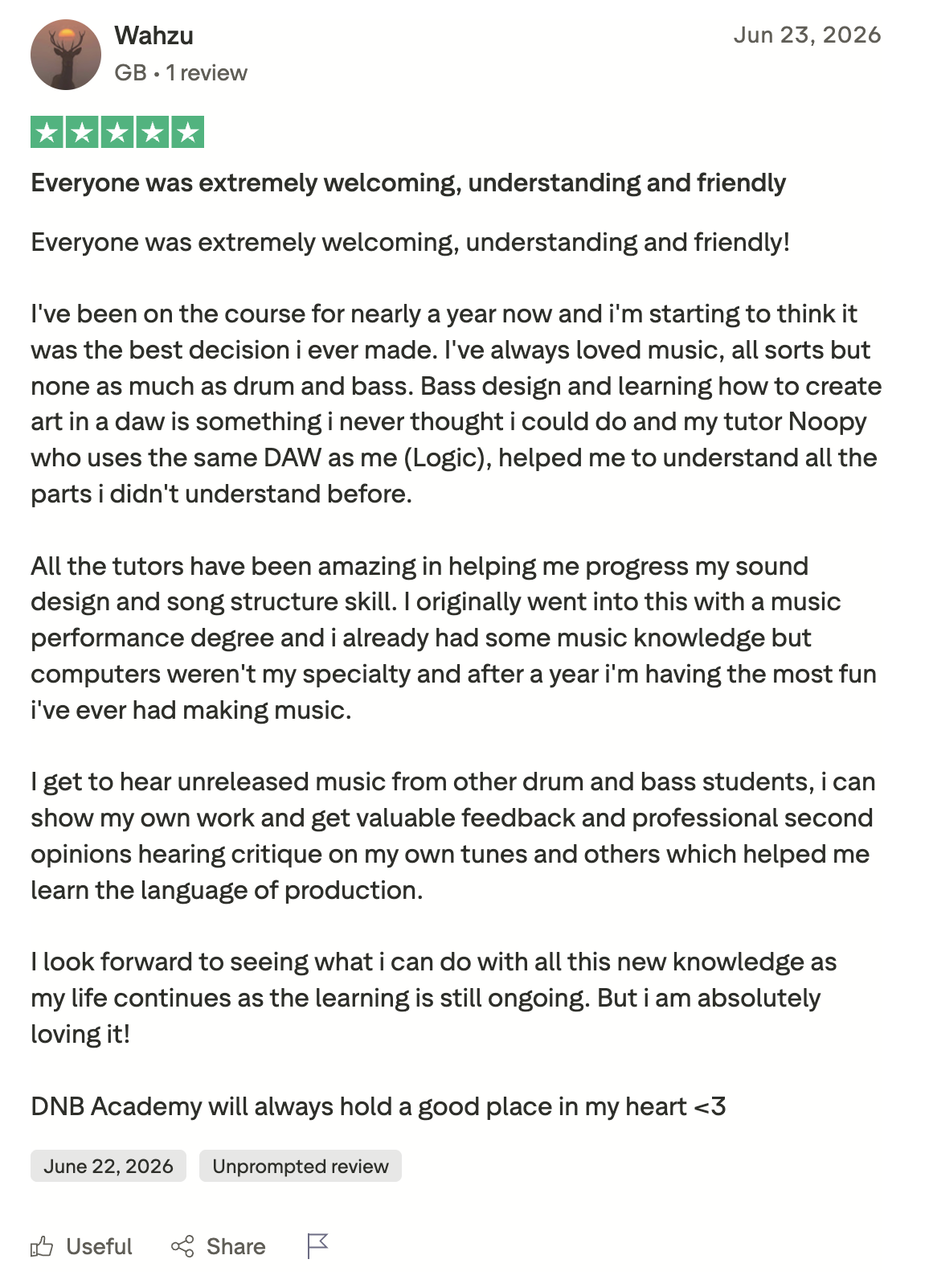 DNB Academy Trustpilot review from a verified student