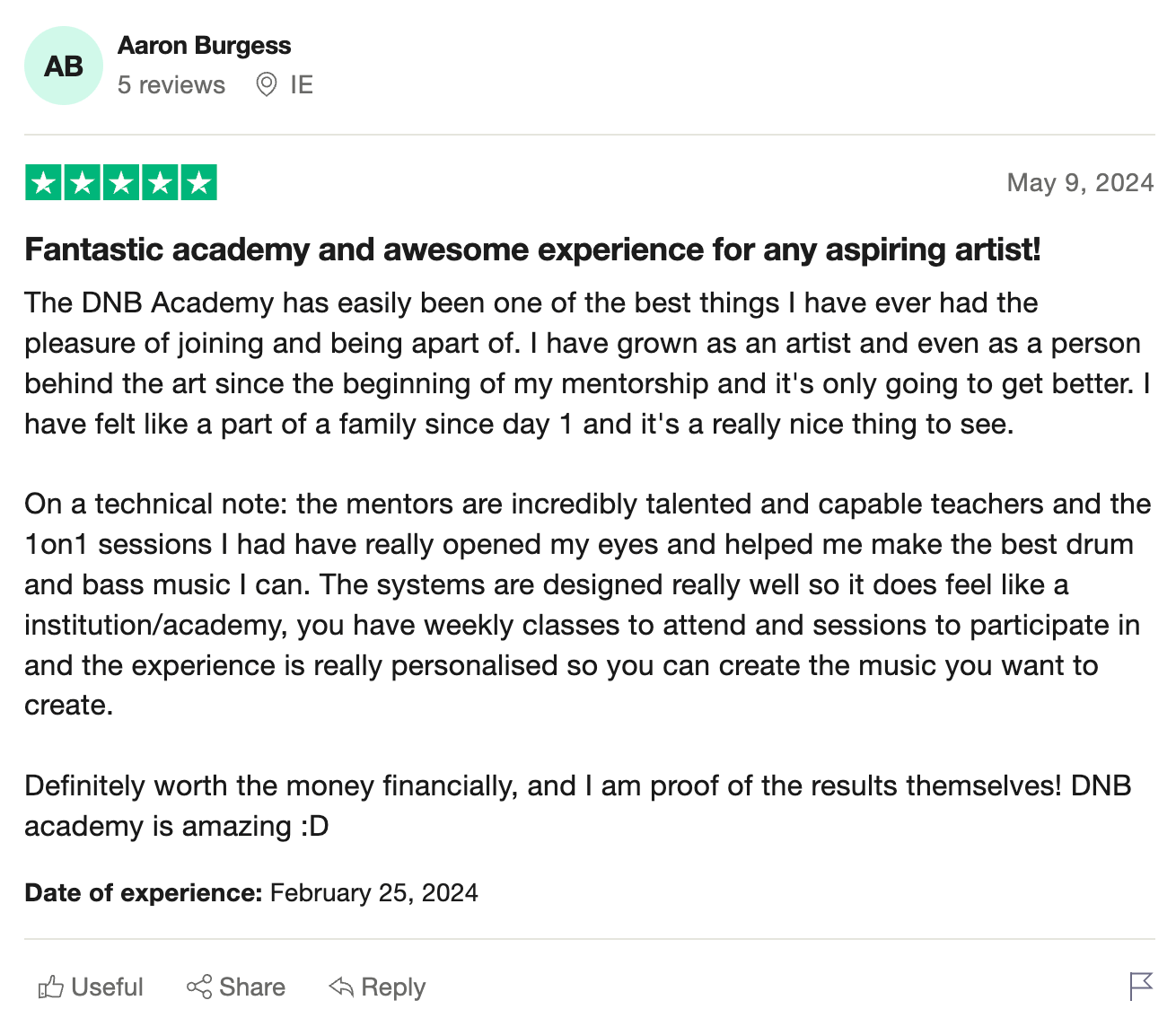DNB Academy Trustpilot review from a verified student