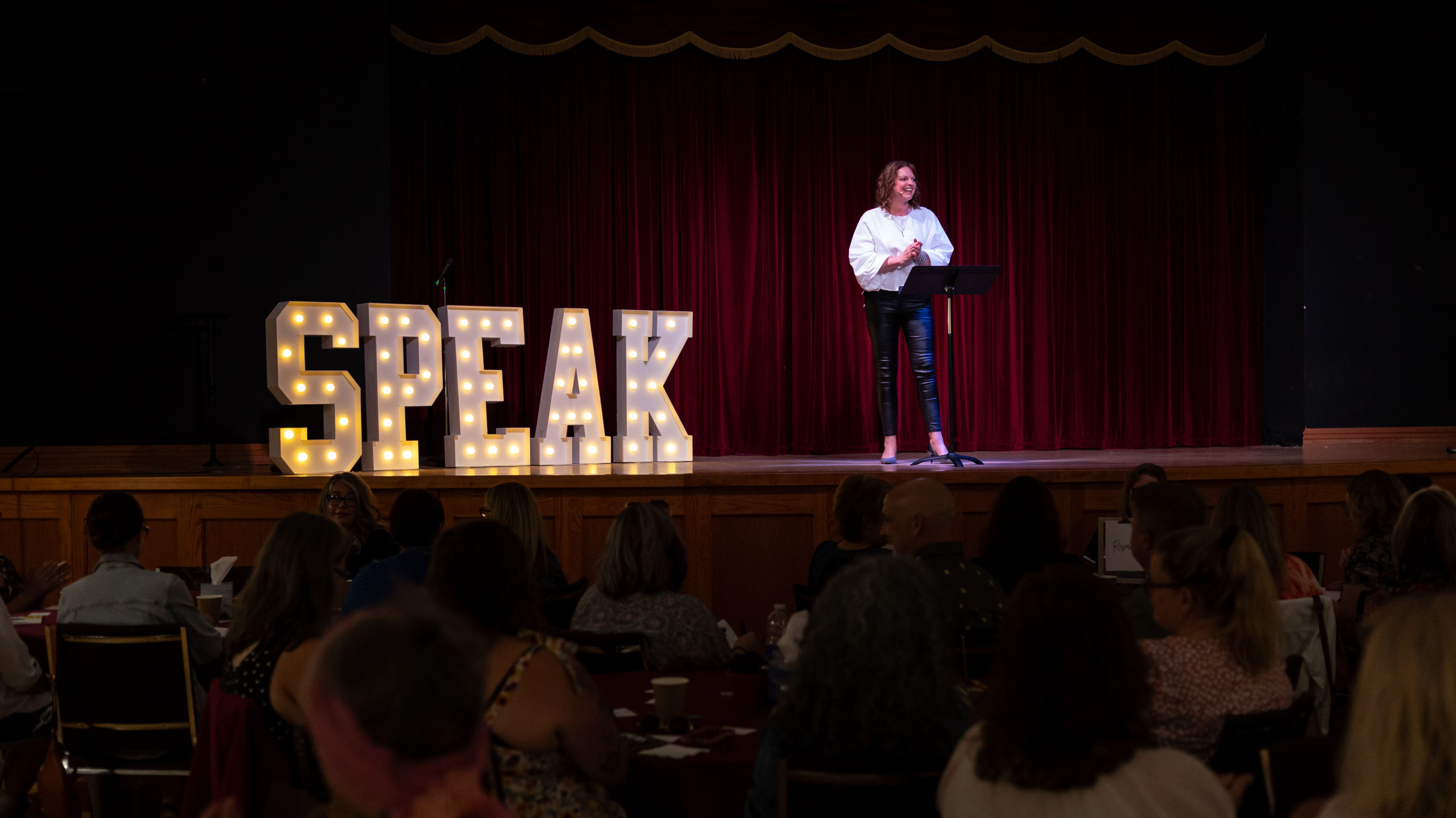 Jen McCallum speaking — video preview