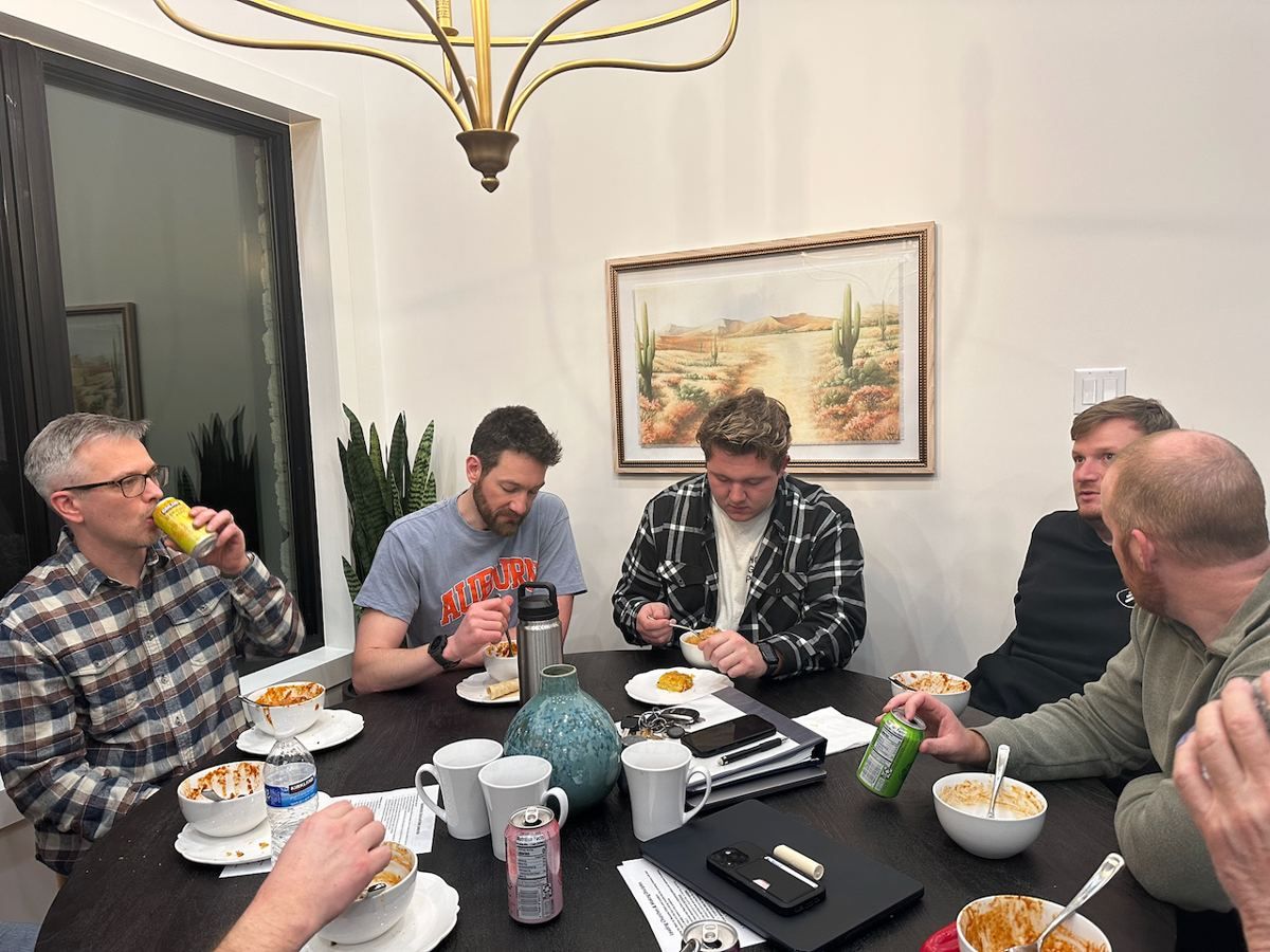 Leaders around the dinner table